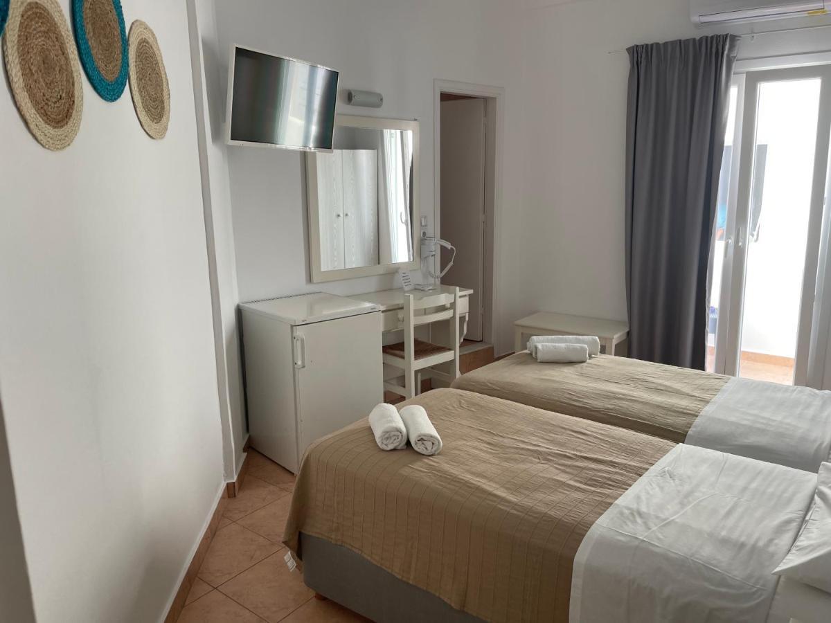 Louiza Hotel Parikia  Exterior photo